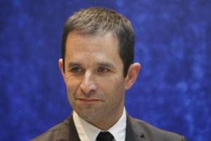Benoit-Hamon-2_630x421-599378-470x315