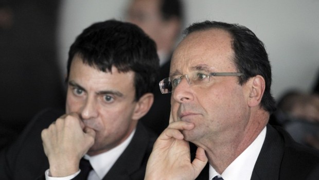 manuel-valls-et-francois-hollande-10975172oxxld_1713