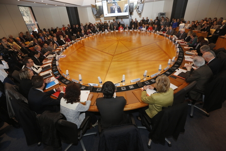 IMF_COLONNECENTRAL_WEB_CHEMIN_56925_1427977851