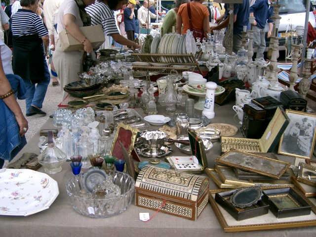 Vide_grenier_-_Seurre