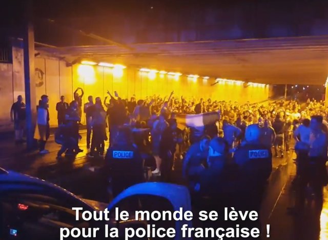 a-SUPPORTERS-IRLANDAIS-640x468